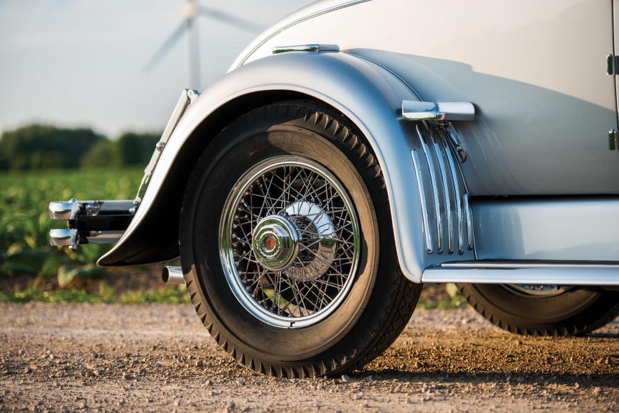 Детали экстерьера Duesenberg J147/2168 Convertible Coupe SWB by Murphy 1929 года  (фото 13 из 36)